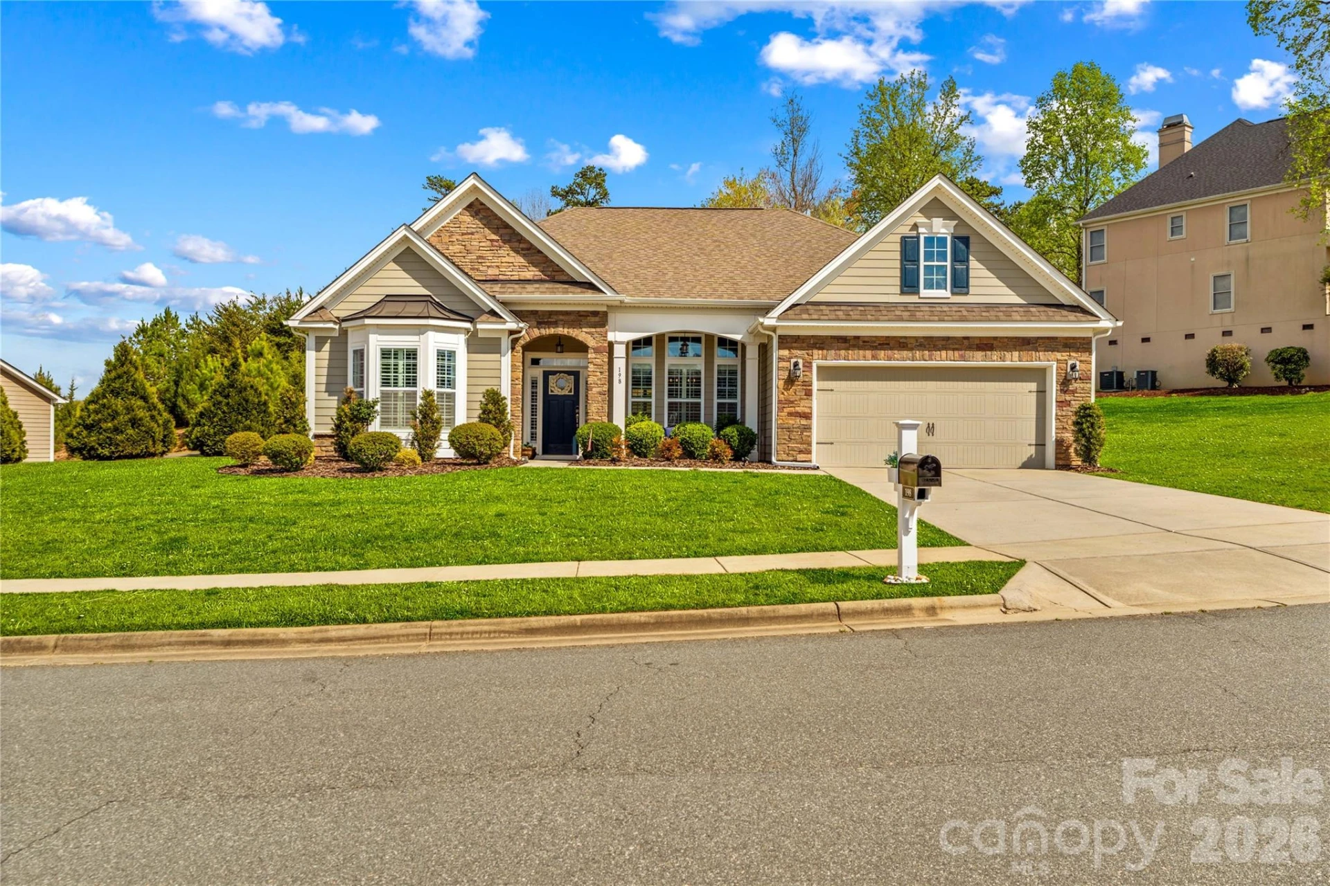 198 Hunters Hill Drive