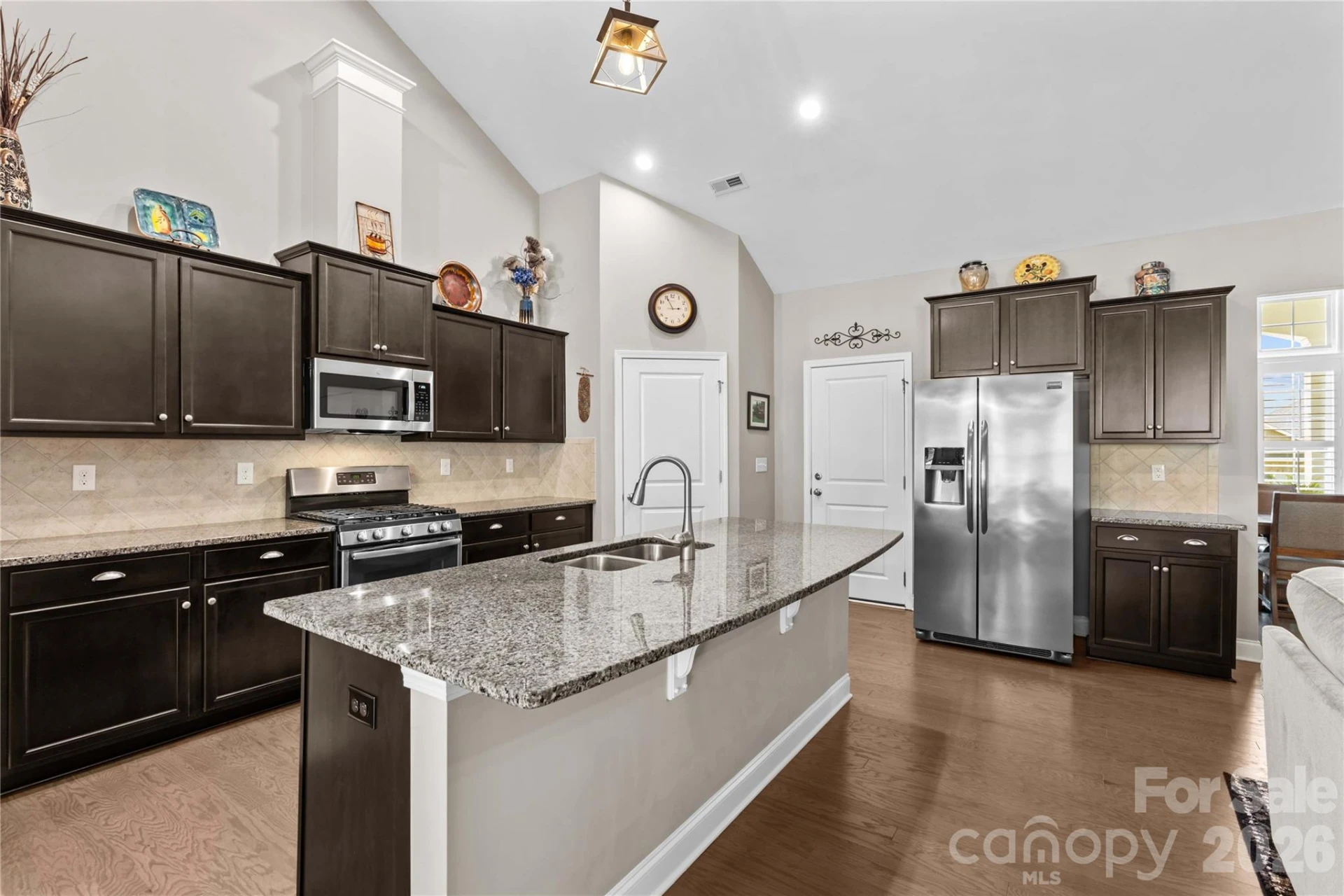 198 Hunters Hill Drive - Photo 11