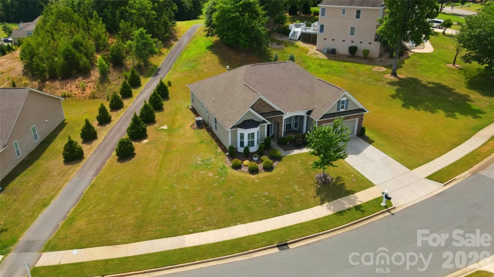 198 Hunters Hill Drive - Photo 3