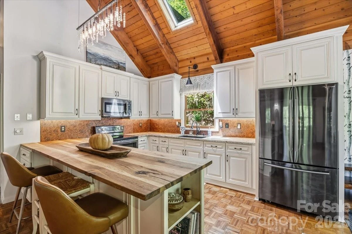 61 Greer Way - Photo 9