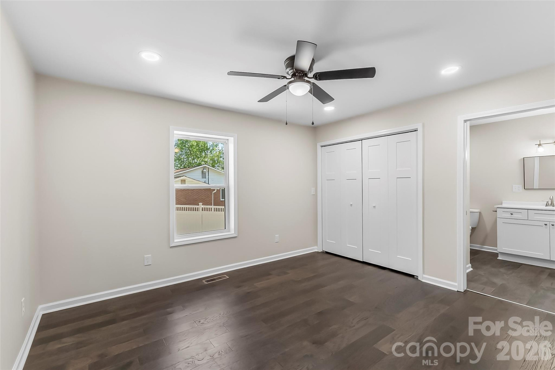 161 Lukin Street - Photo 17