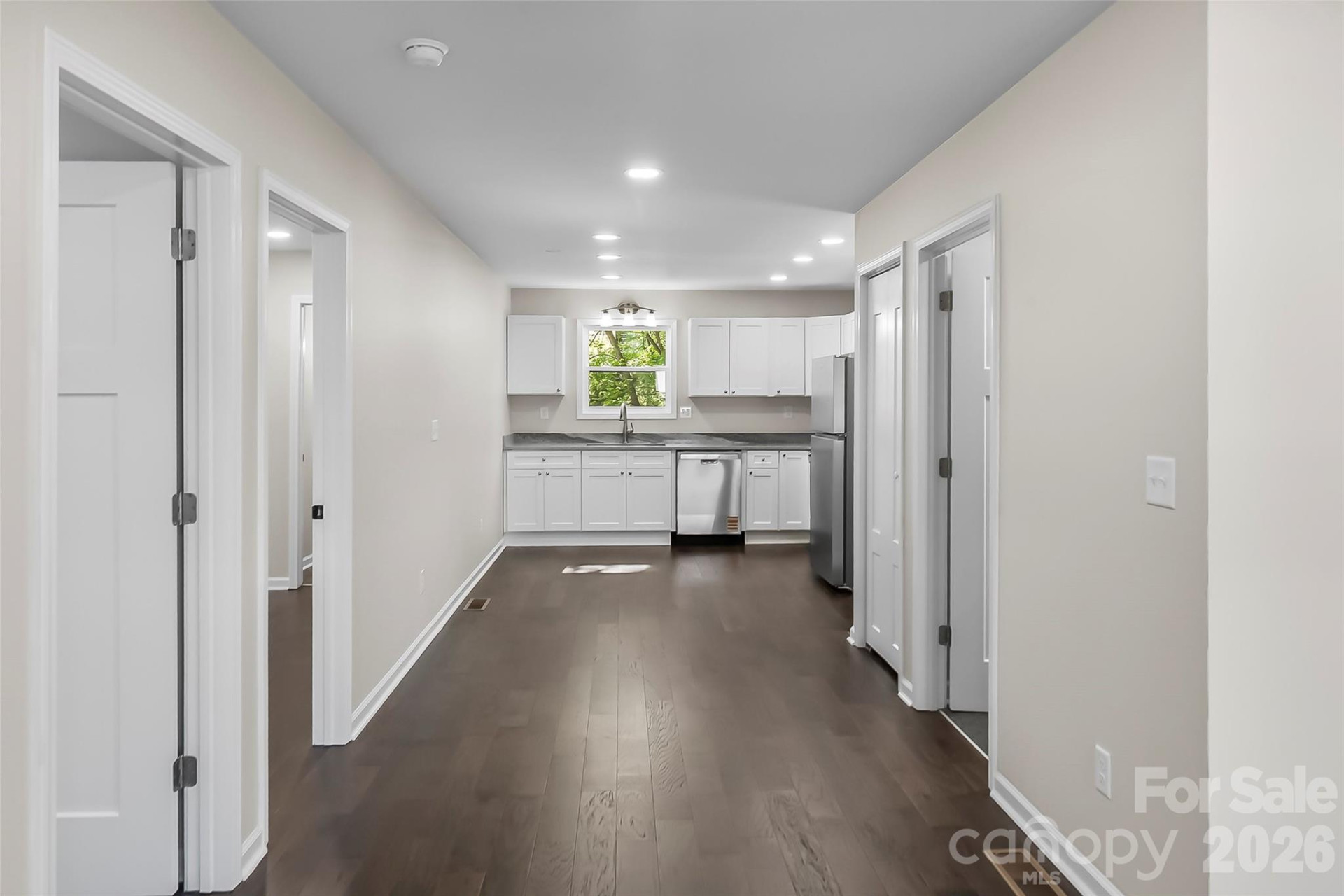 161 Lukin Street - Photo 10