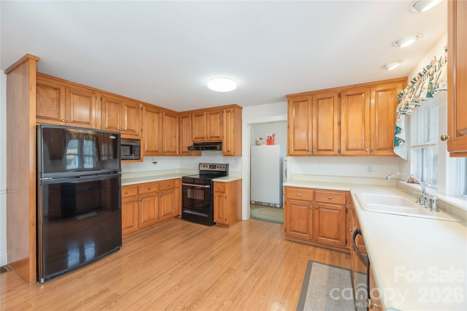 66 Hazel Street - Photo 11