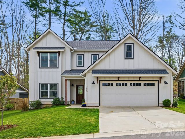 205 Weybridge Drive, Arden, NC, 28704