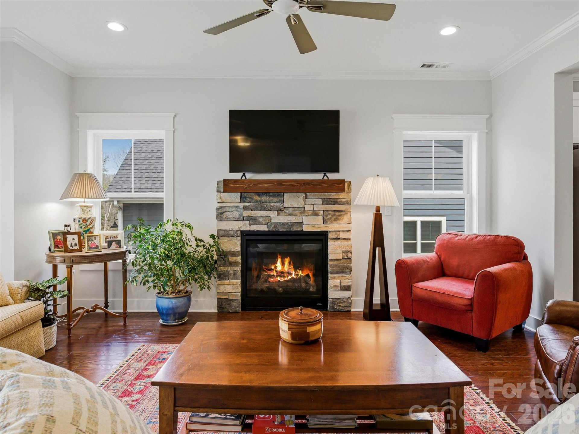 205 Weybridge Drive - Photo 2