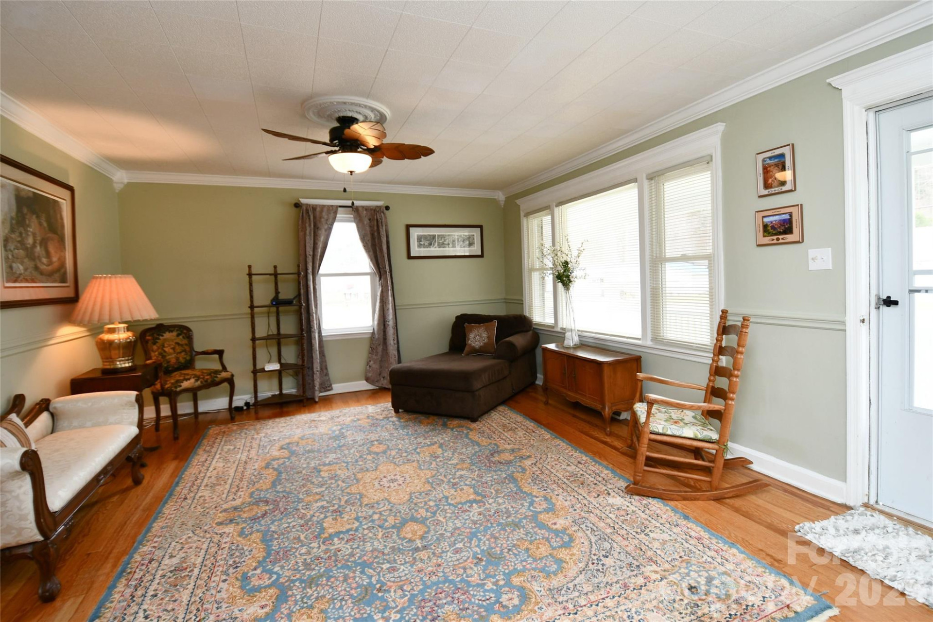 1650 Hughes Gap Road - Photo 2
