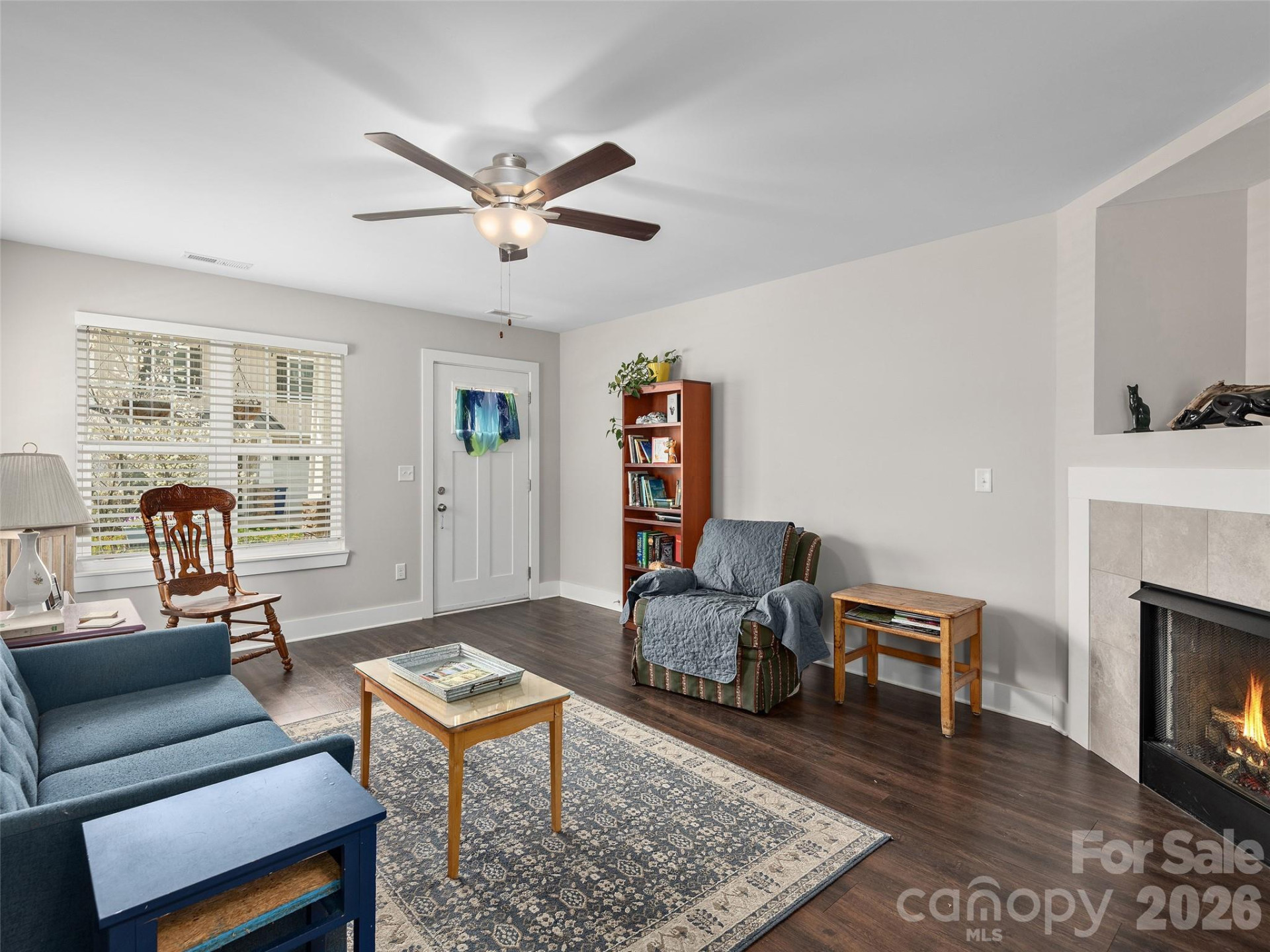 201 Stoney Point Way - Photo 3