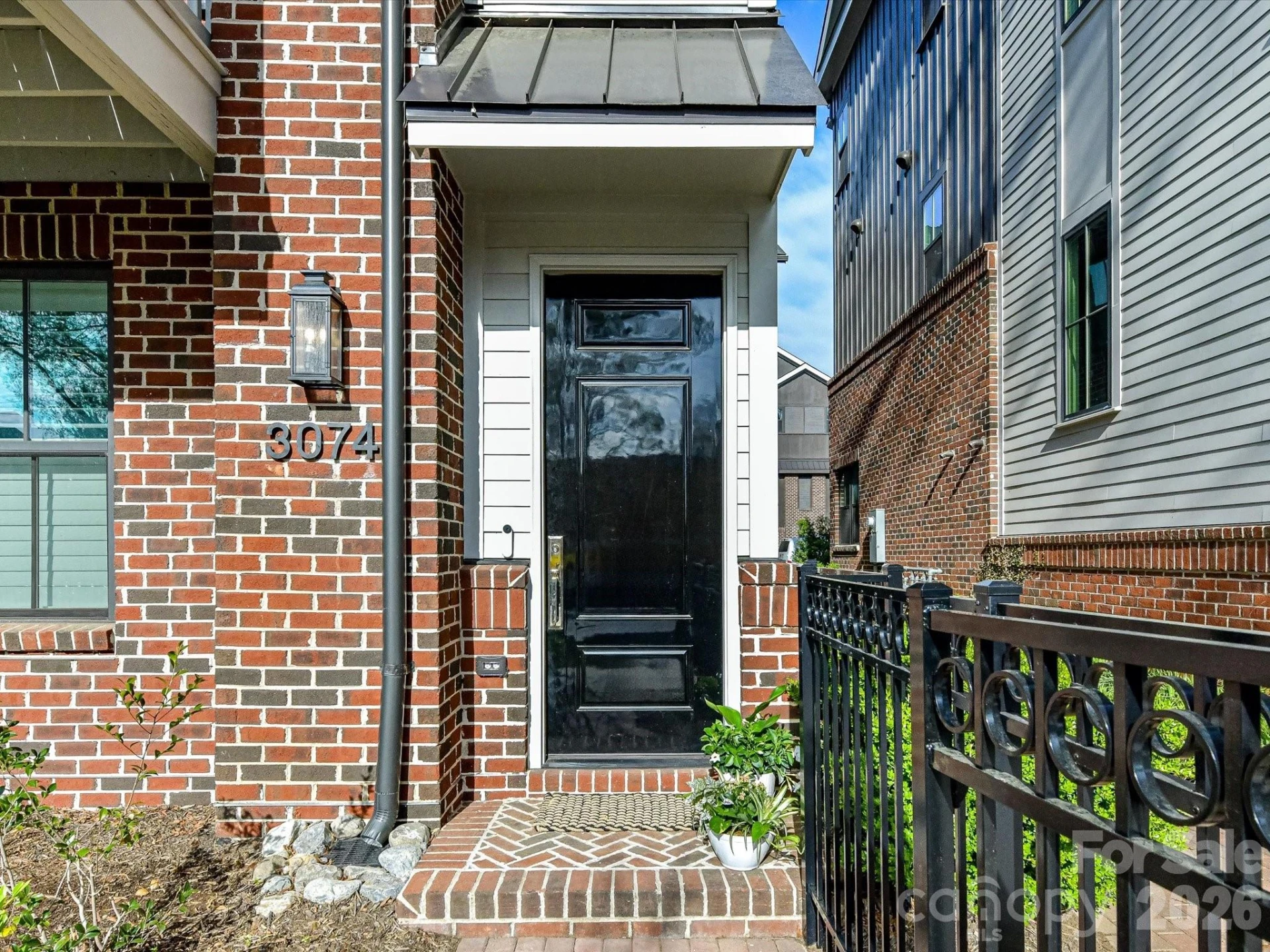 3074 Selwyn Avenue - Photo 4