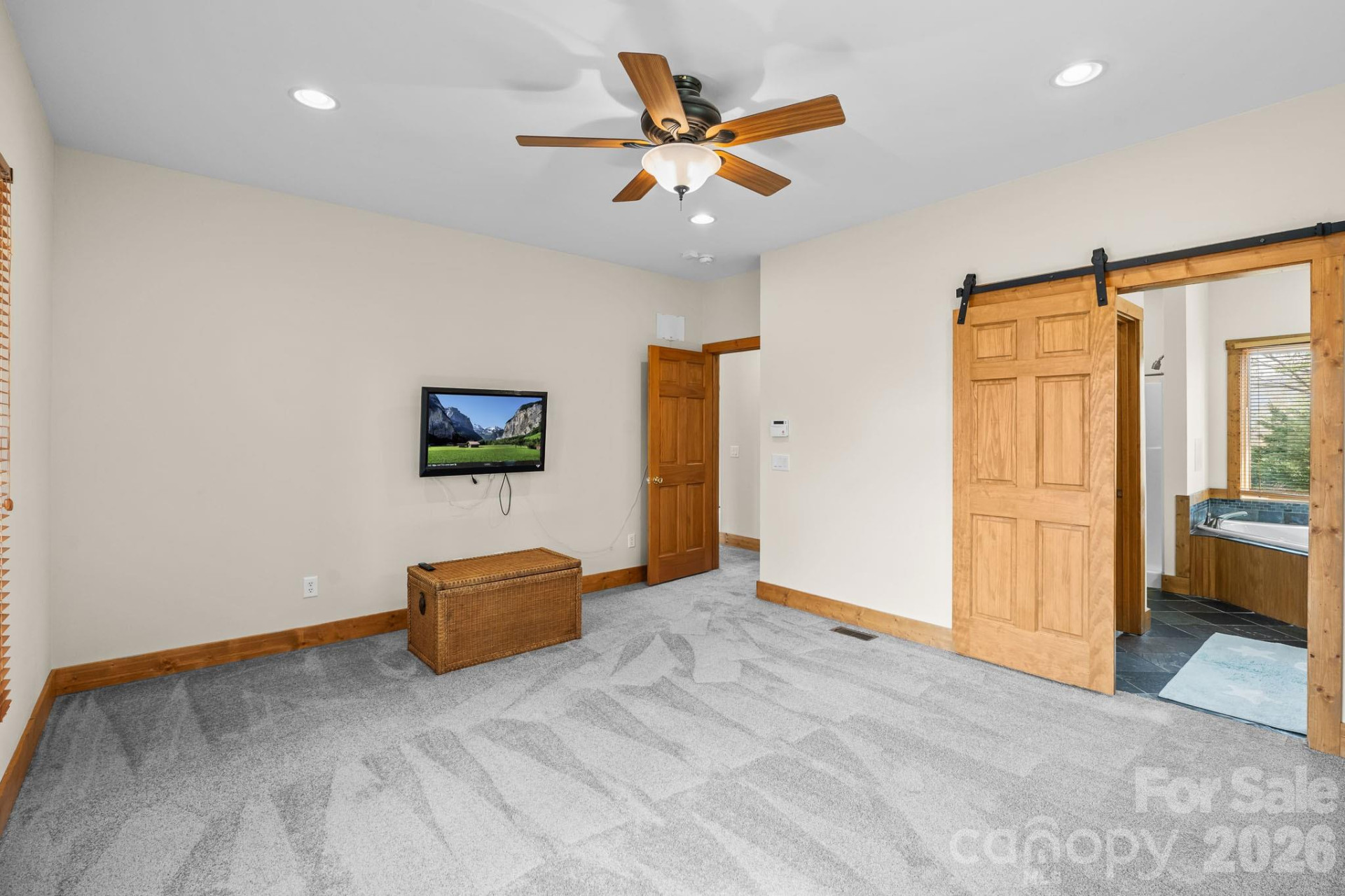 1750 Knollwood Circle - Photo 16