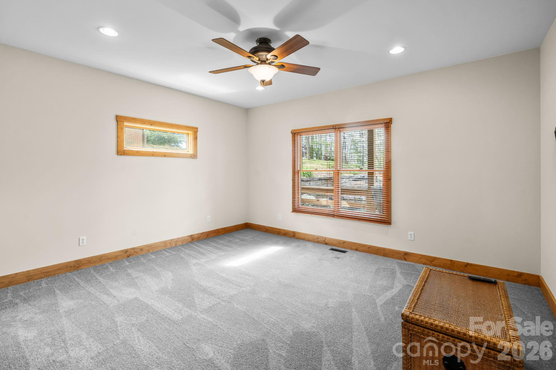 1750 Knollwood Circle - Photo 17