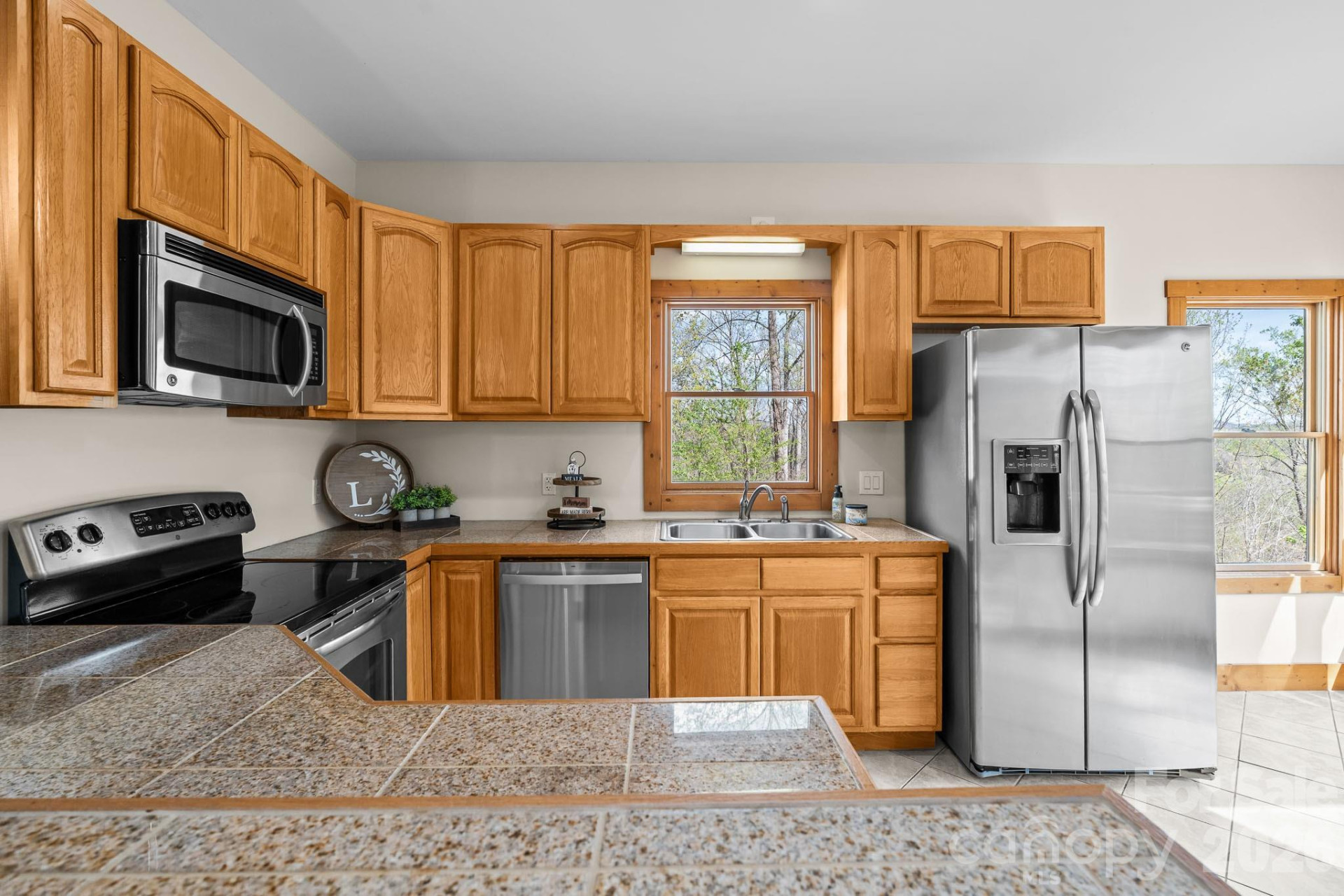 1750 Knollwood Circle - Photo 10