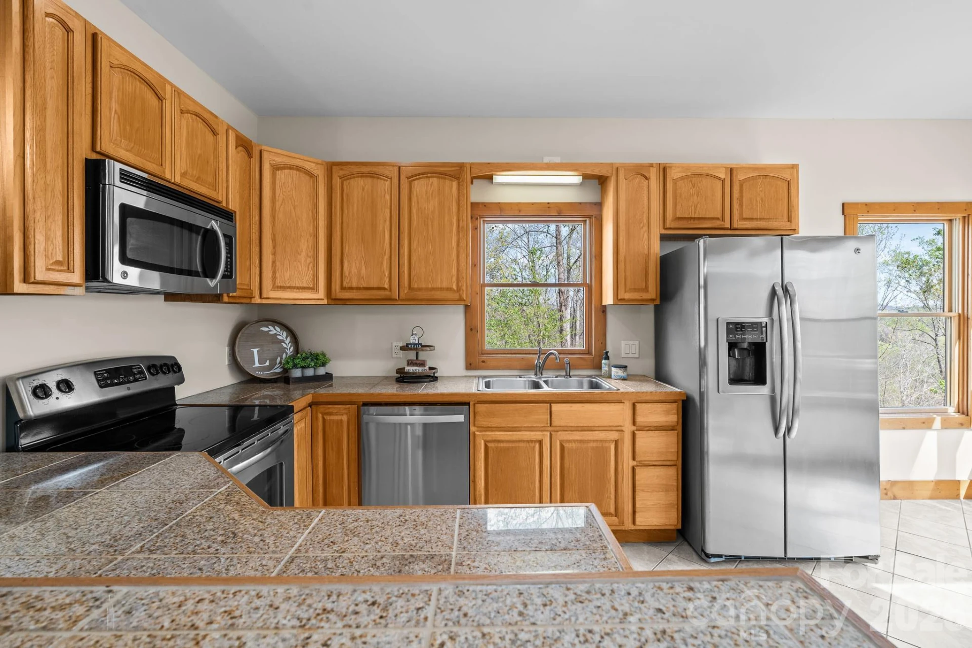 1750 Knollwood Circle - Photo 10