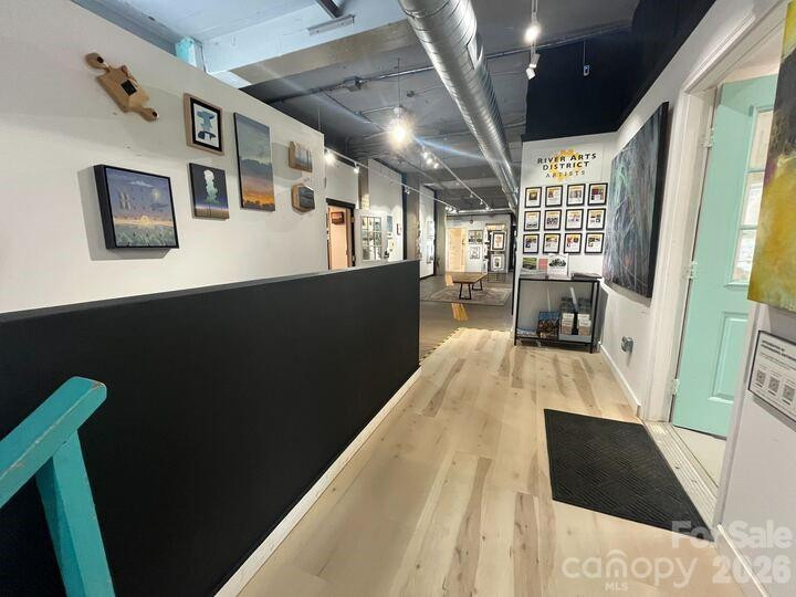 109 Roberts Street - Photo 5