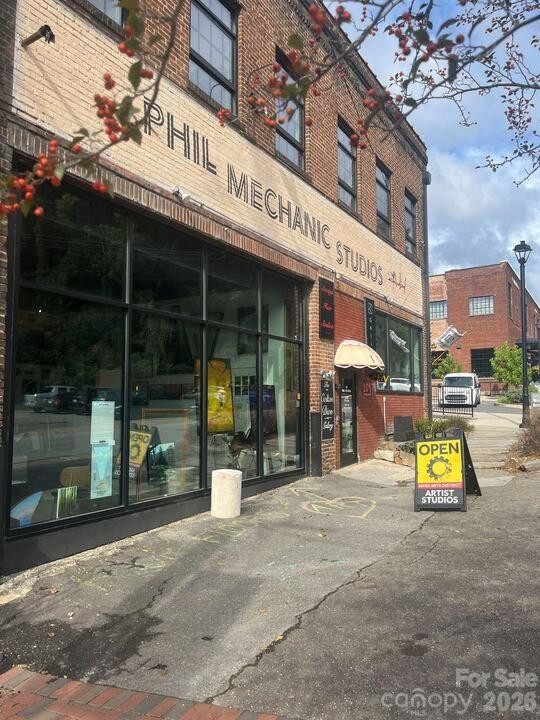 109 Roberts Street - Photo 8