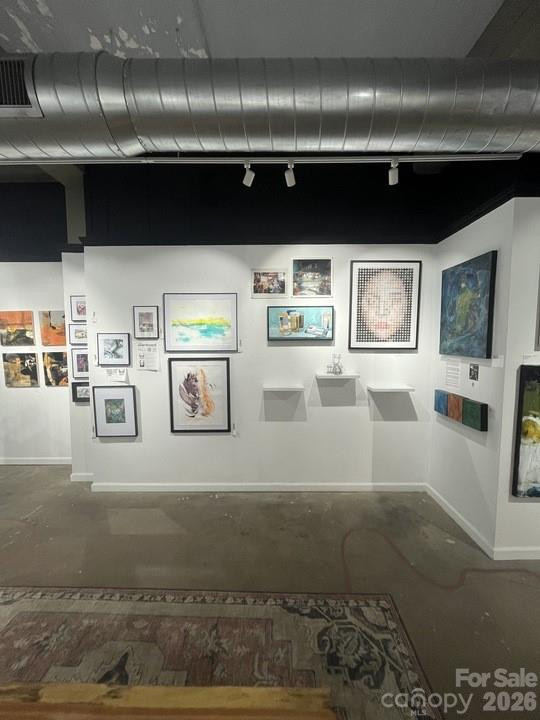 109 Roberts Street - Photo 9