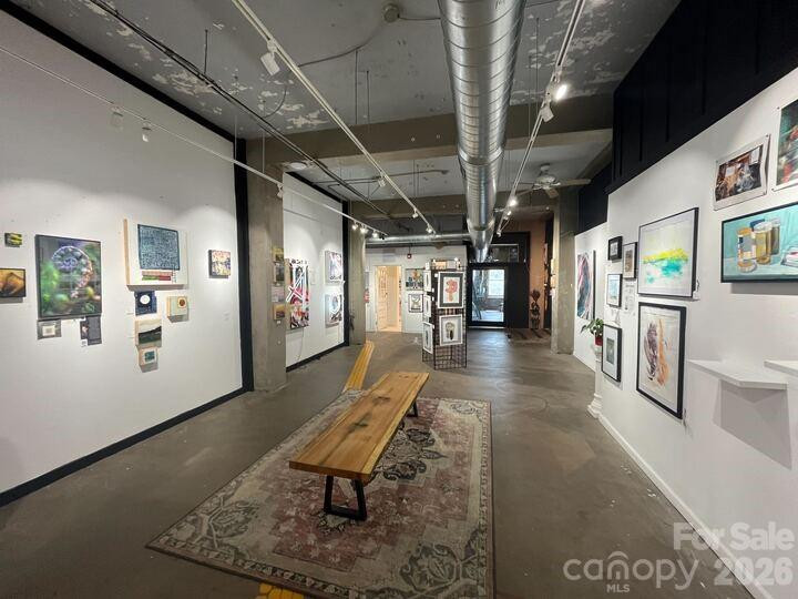 109 Roberts Street - Photo 10