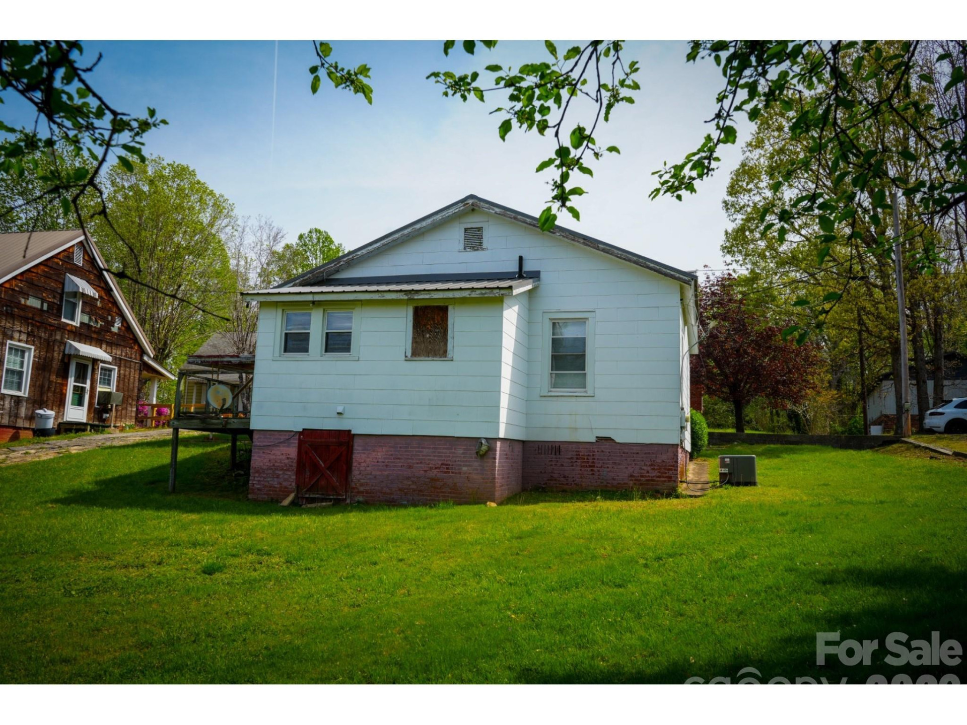 102 6th EM Street - Photo 17