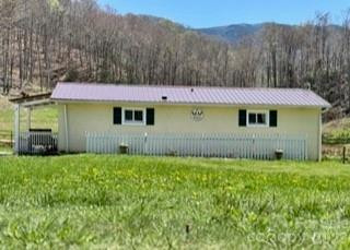 1638 Hughes Gap Road - Photo 3