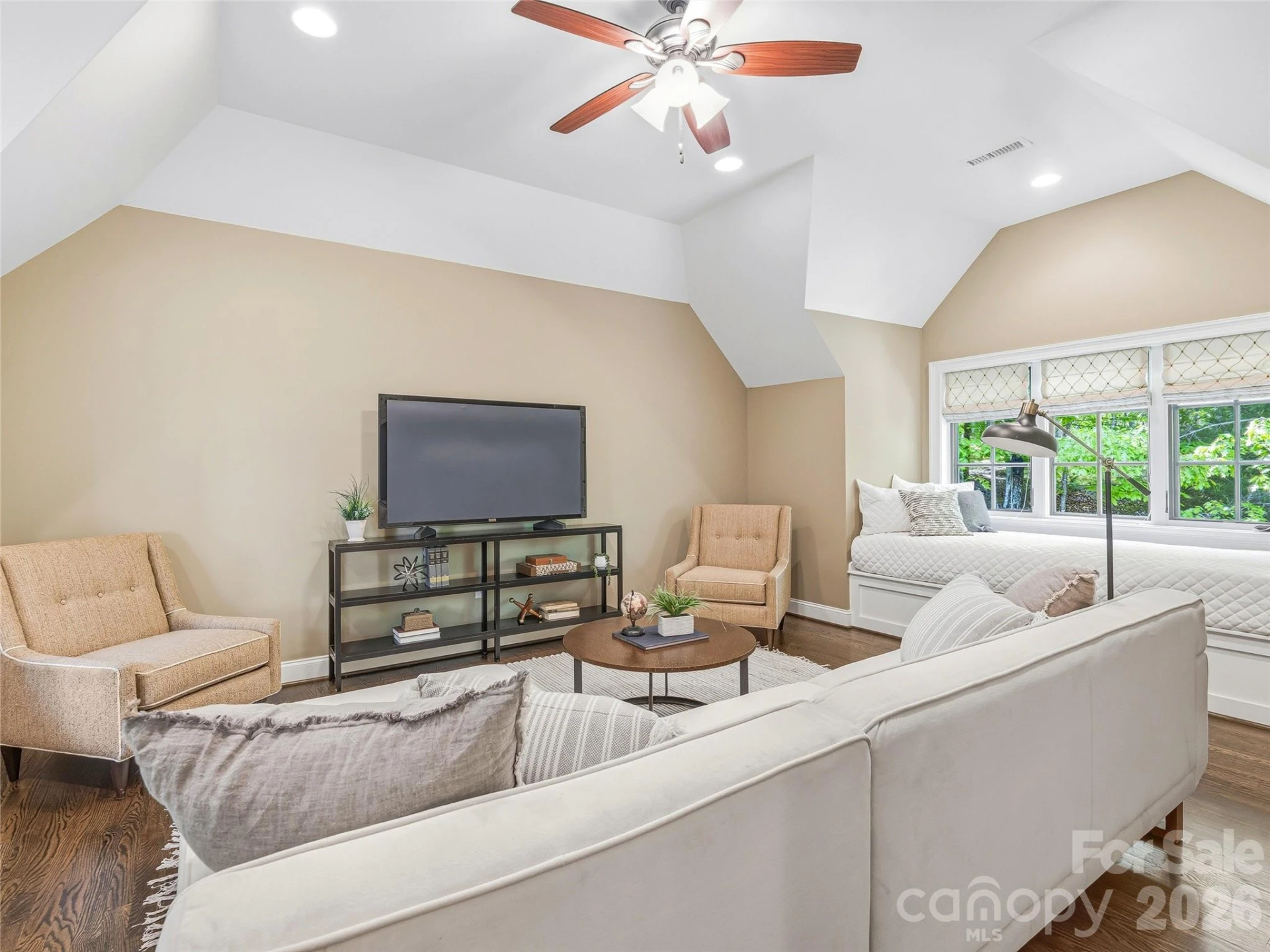 732 Streamside Drive - Photo 32
