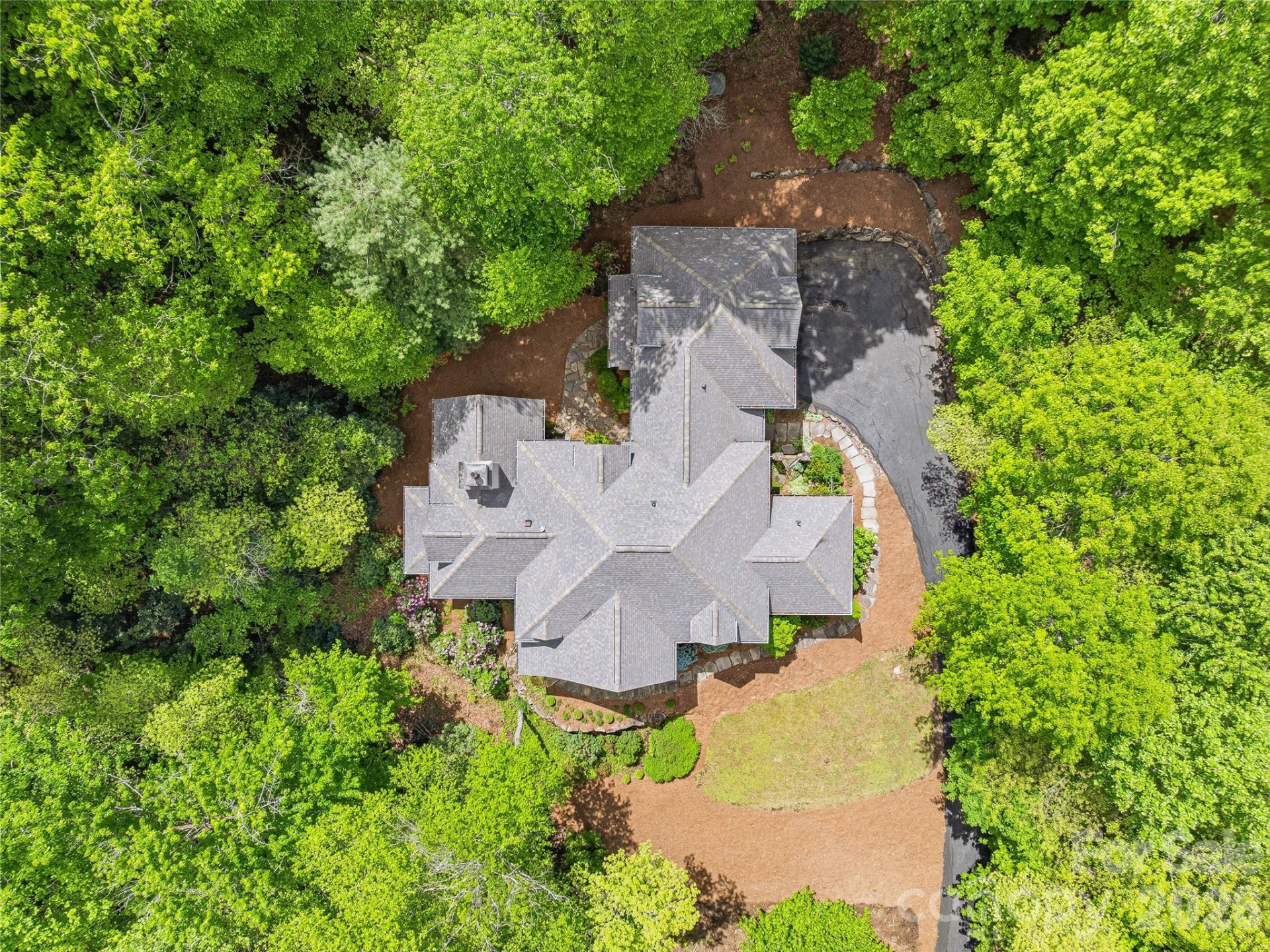 732 Streamside Drive - Photo 42