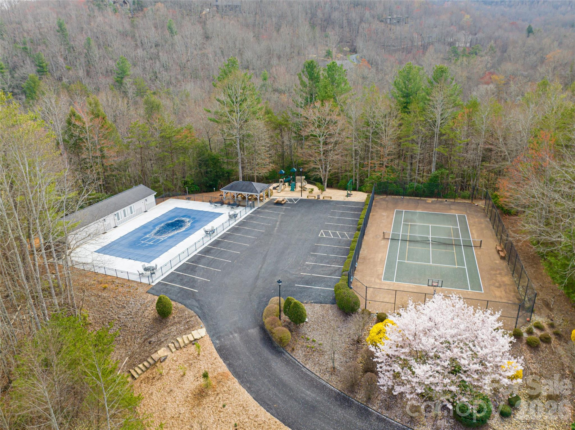 732 Streamside Drive - Photo 45