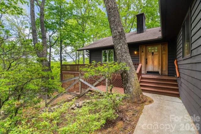 100 Gold Creek Crossing, Black Mountain, NC, 28711