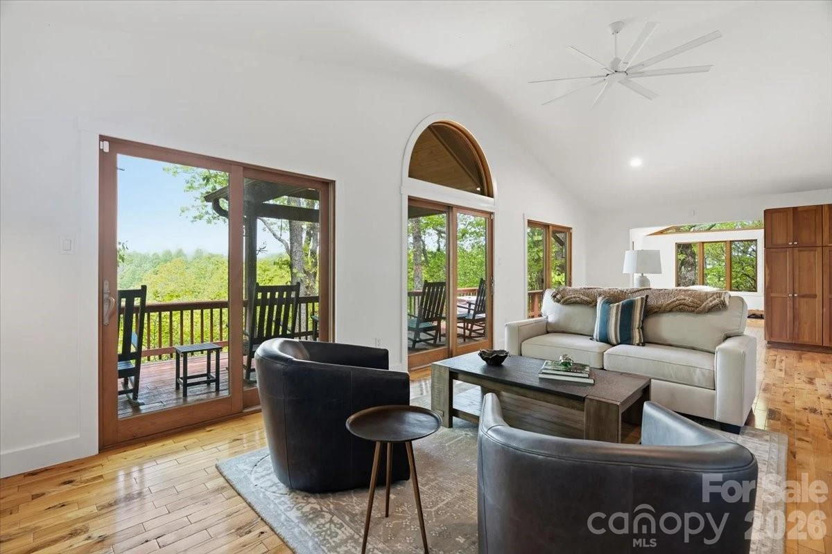 100 Gold Creek Crossing - Photo 2