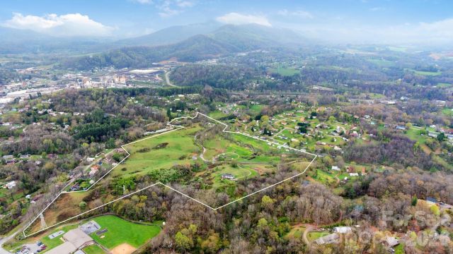 618 Beaverdam Street, Canton, NC, 28716