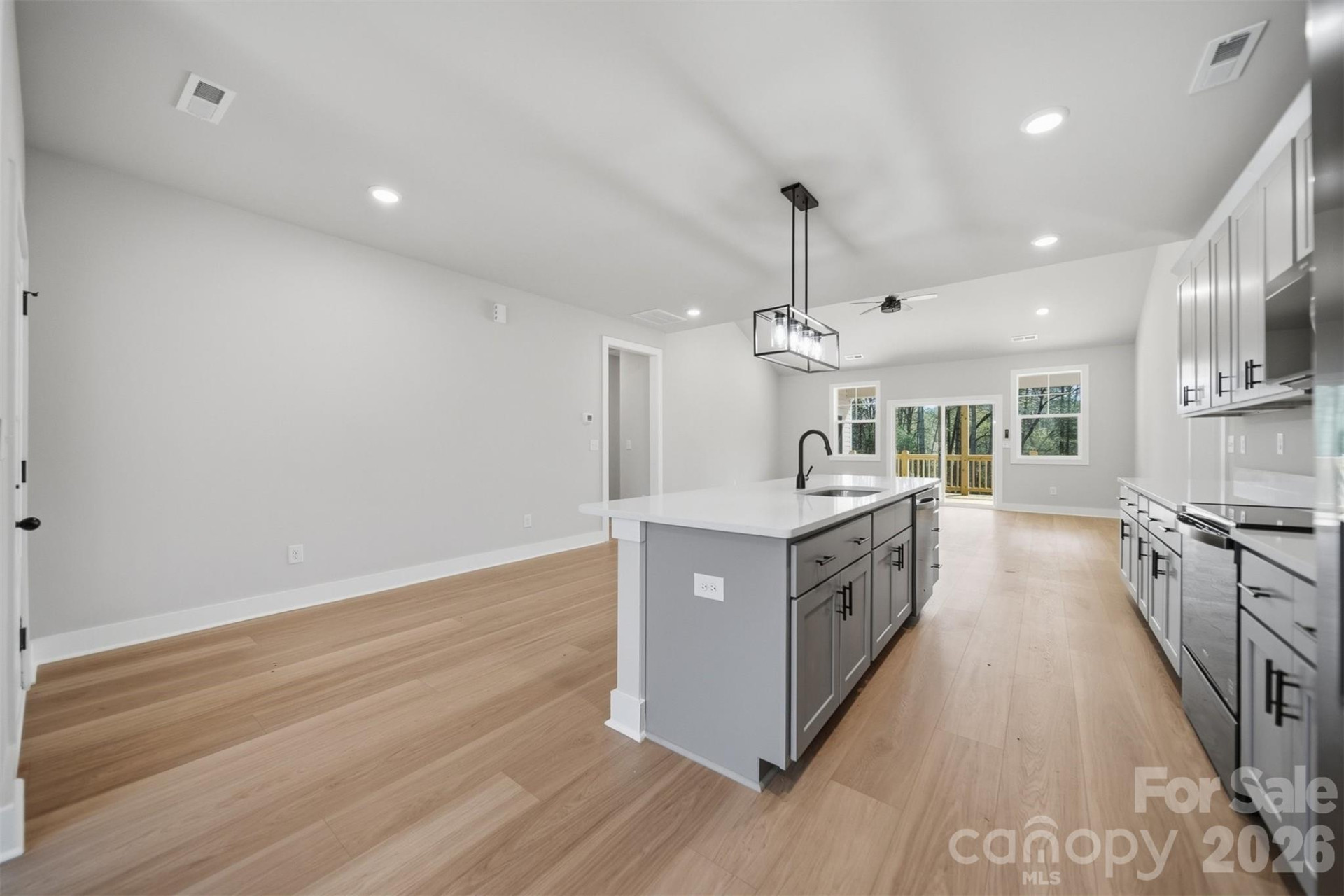 2422 Kimberly Avenue - Photo 14