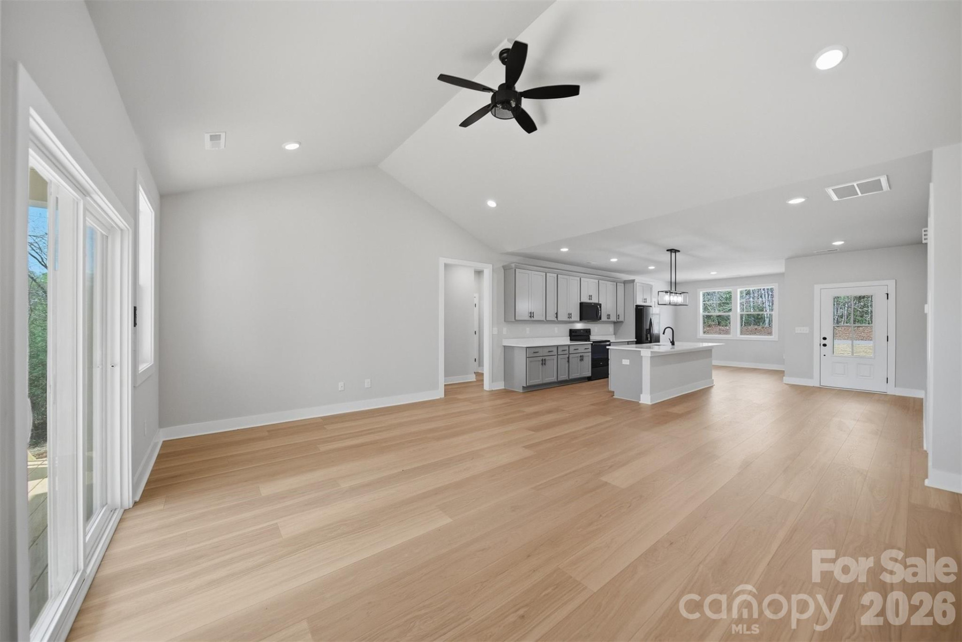 2422 Kimberly Avenue - Photo 8