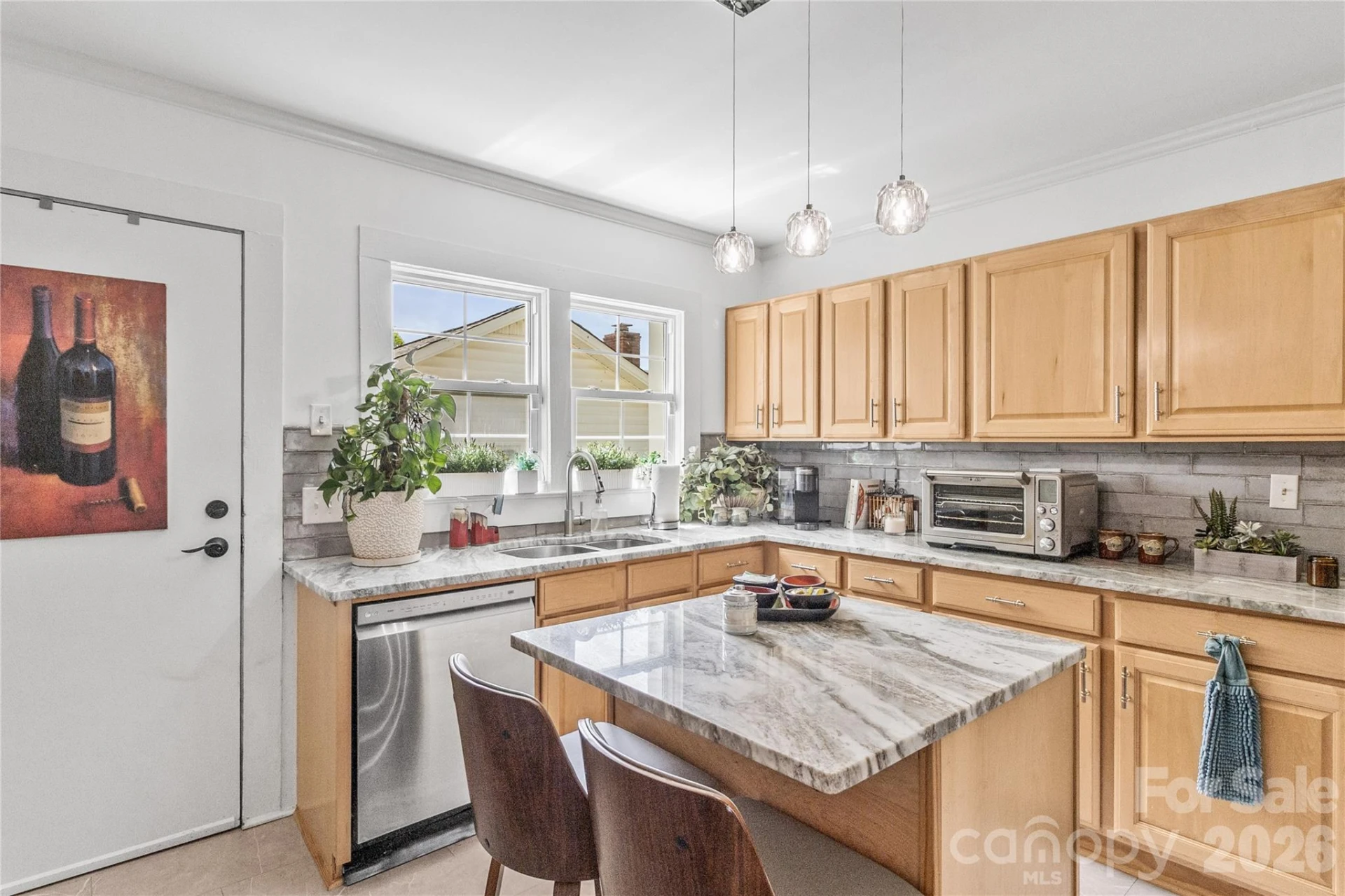 373 Scott Street - Photo 15