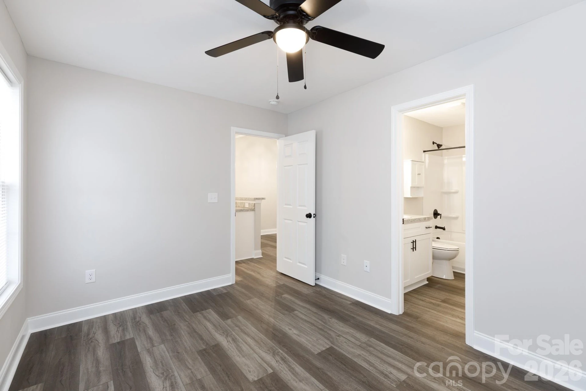 1530 Tiana Way - Photo 13