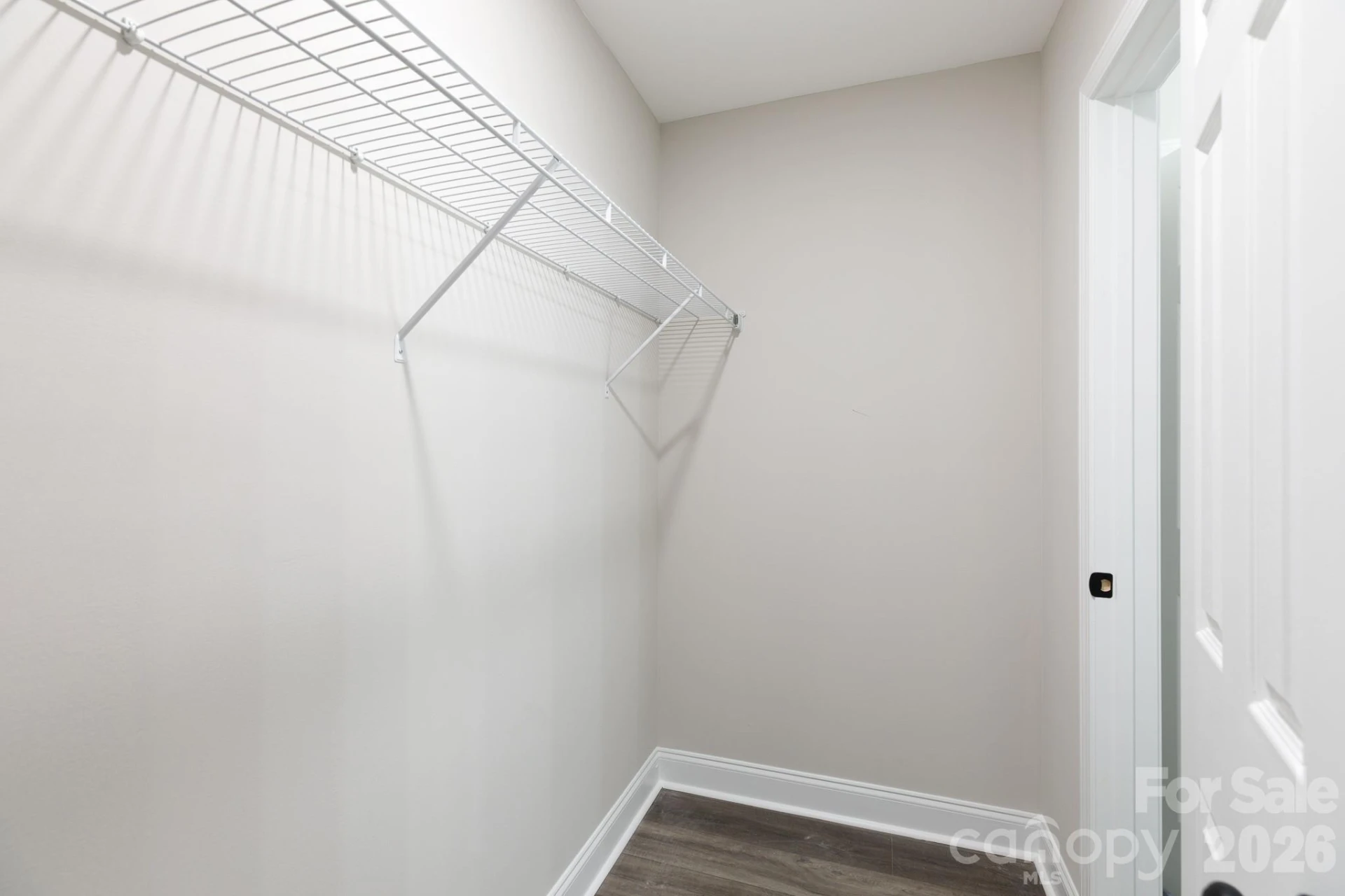 1530 Tiana Way - Photo 15