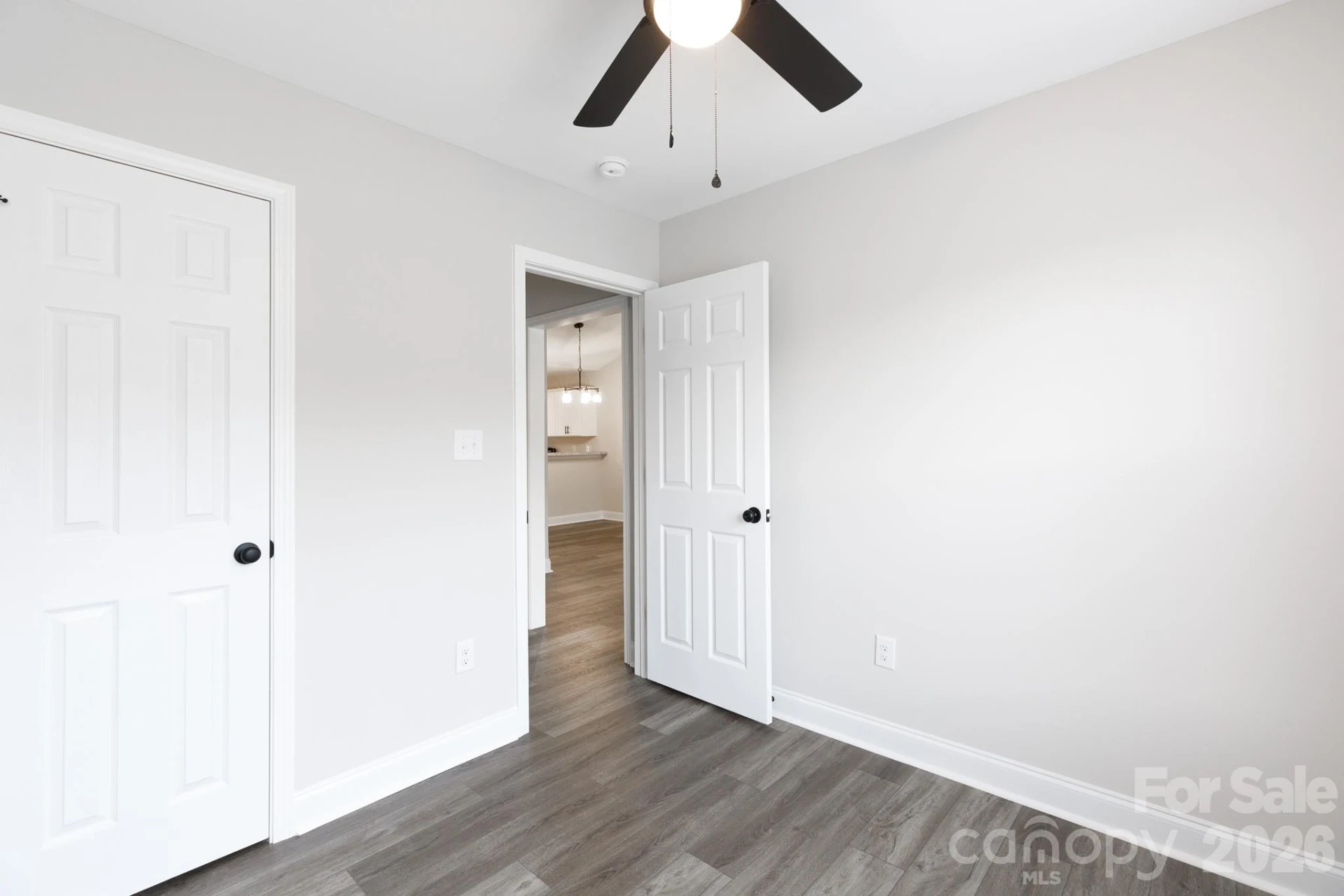 1530 Tiana Way - Photo 17