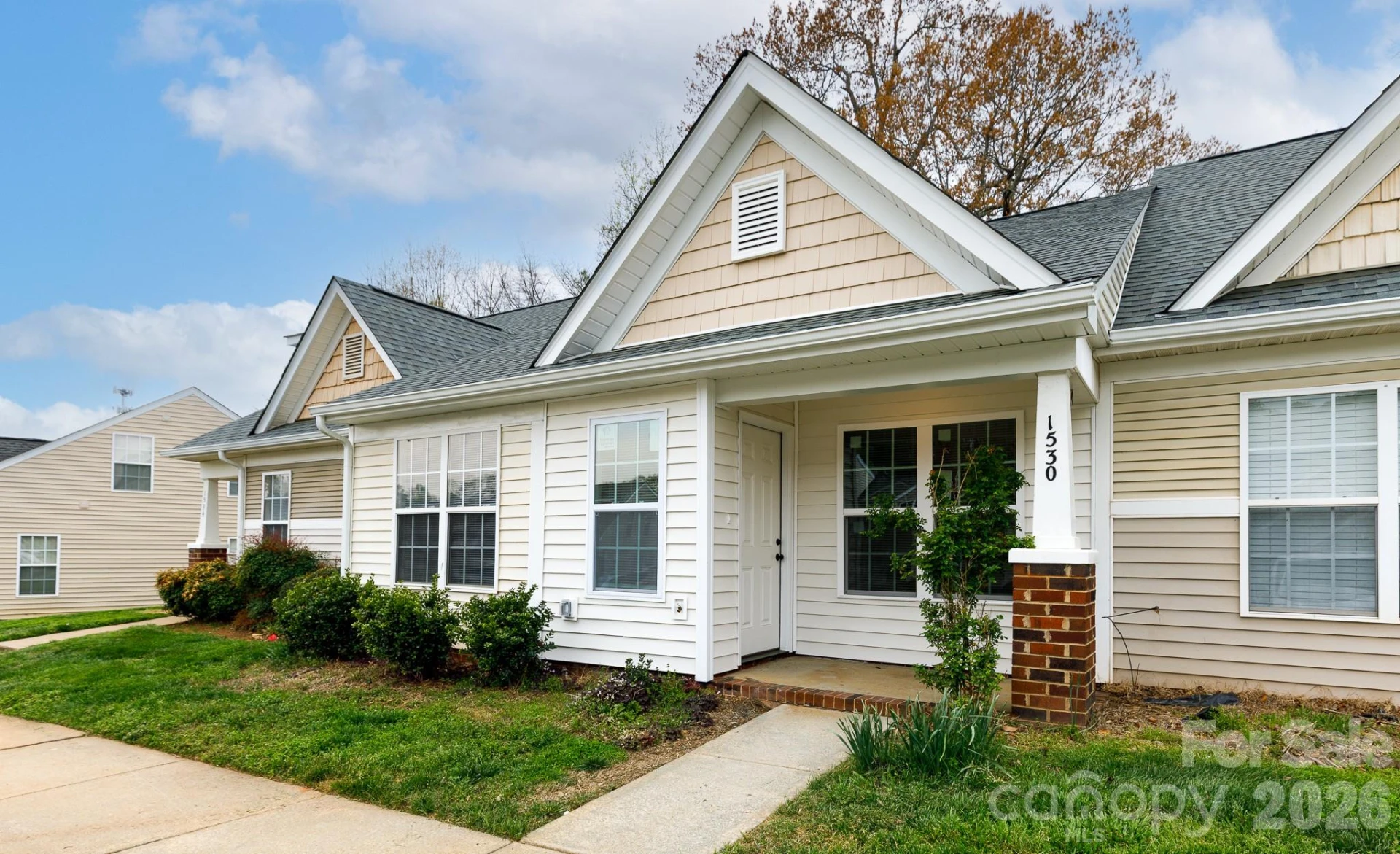 1530 Tiana Way - Photo 22