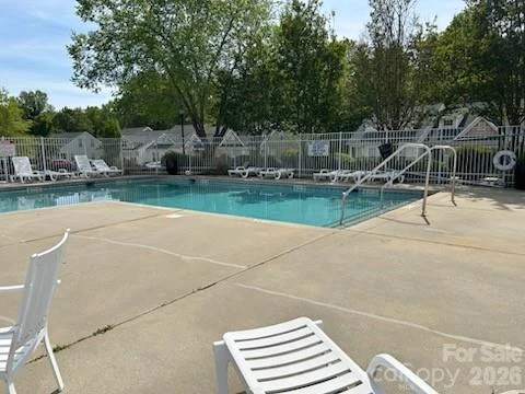 1530 Tiana Way - Photo 25