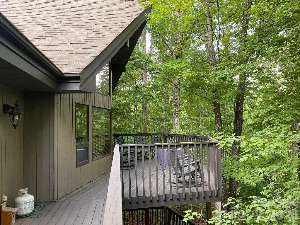 394 Jonathan Lane - Photo 7