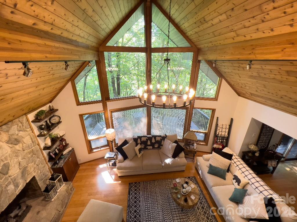 394 Jonathan Lane - Photo 9