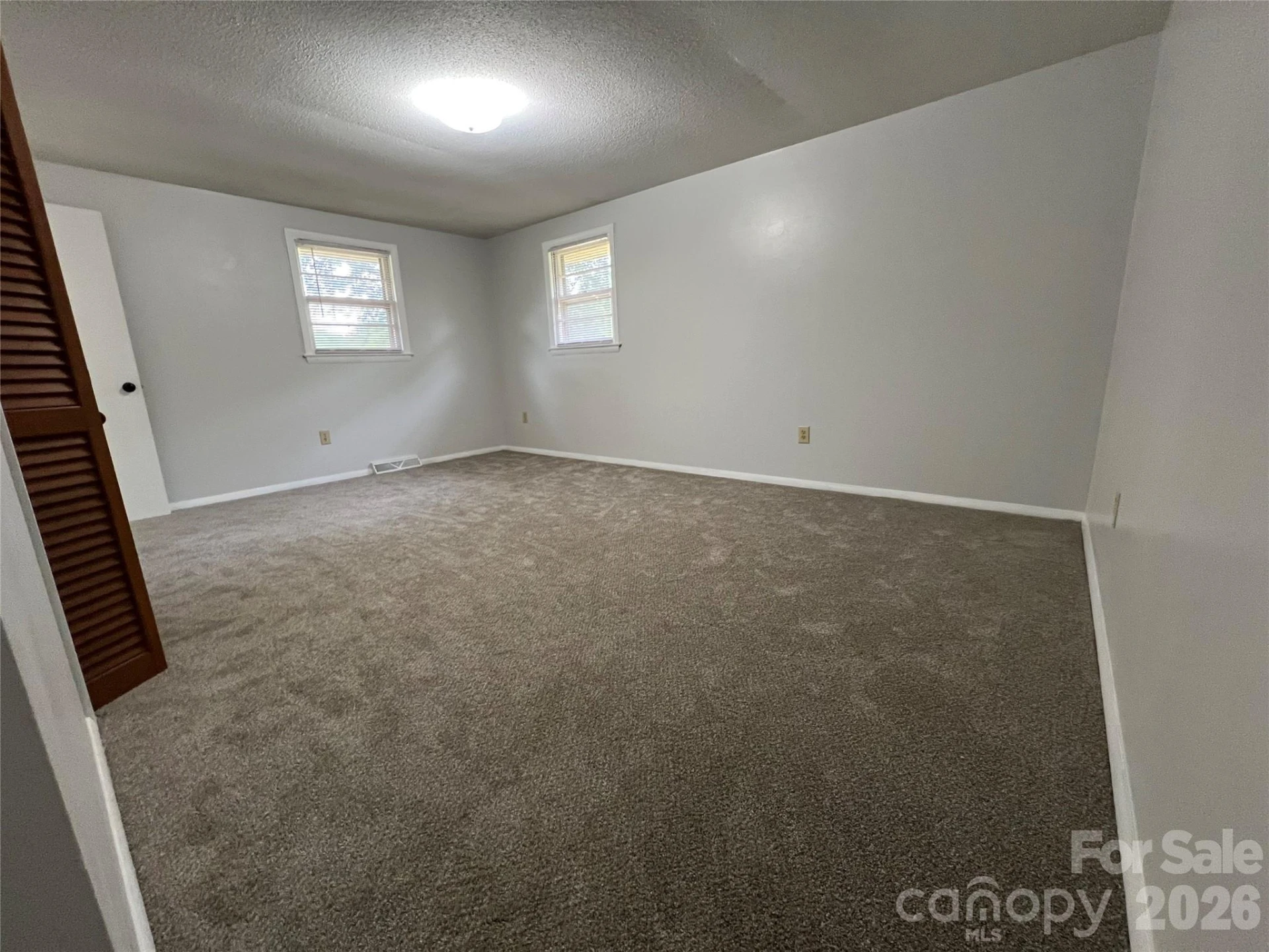 649 Pine Street - Photo 12