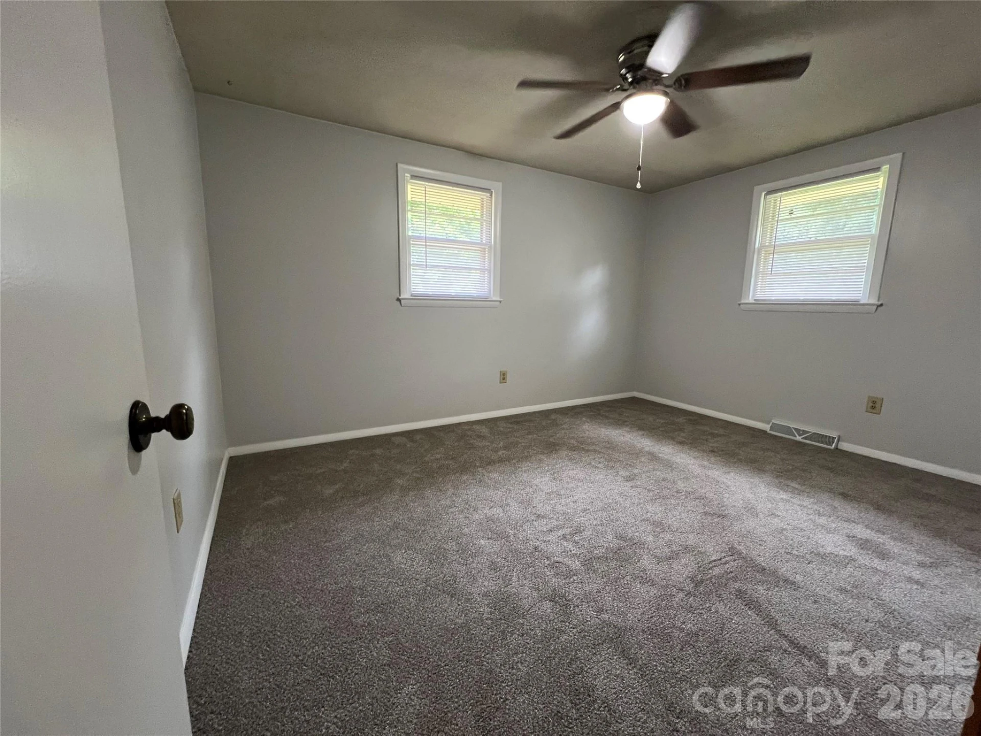 649 Pine Street - Photo 13