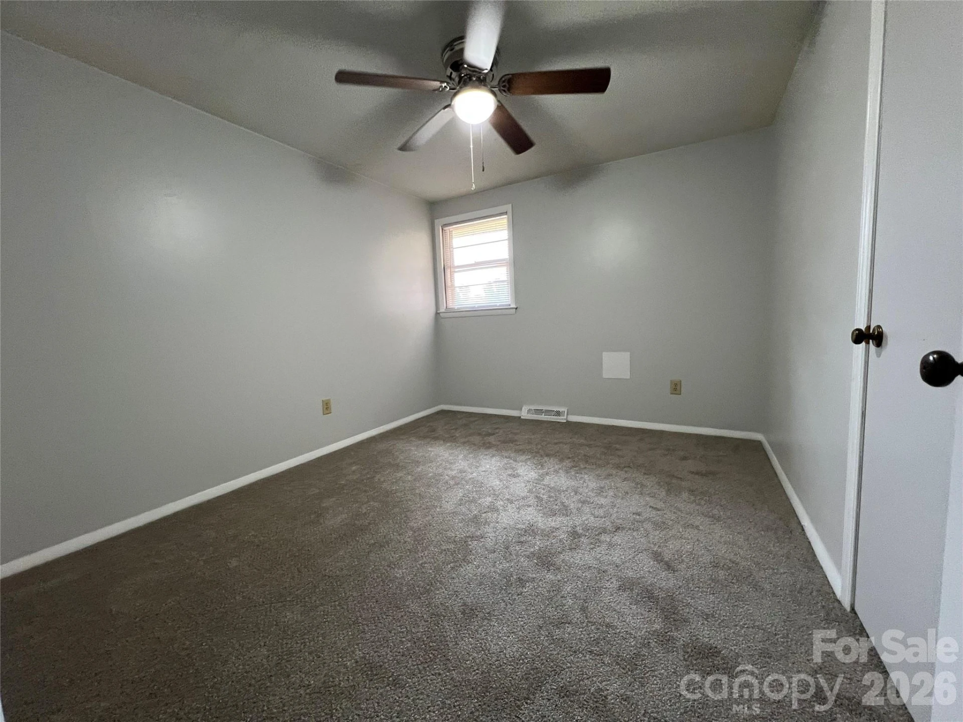 649 Pine Street - Photo 15