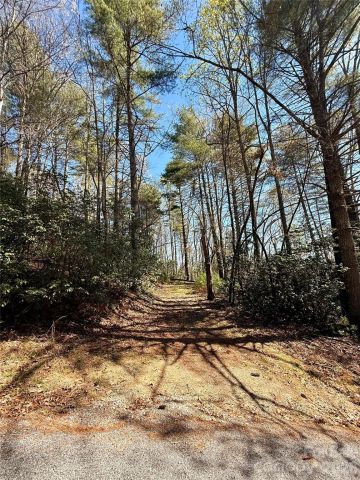 400 Emerald Hills Drive, Penrose, NC, 28766