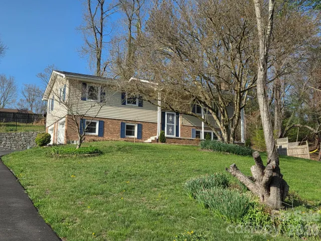 106 Shelly Drive