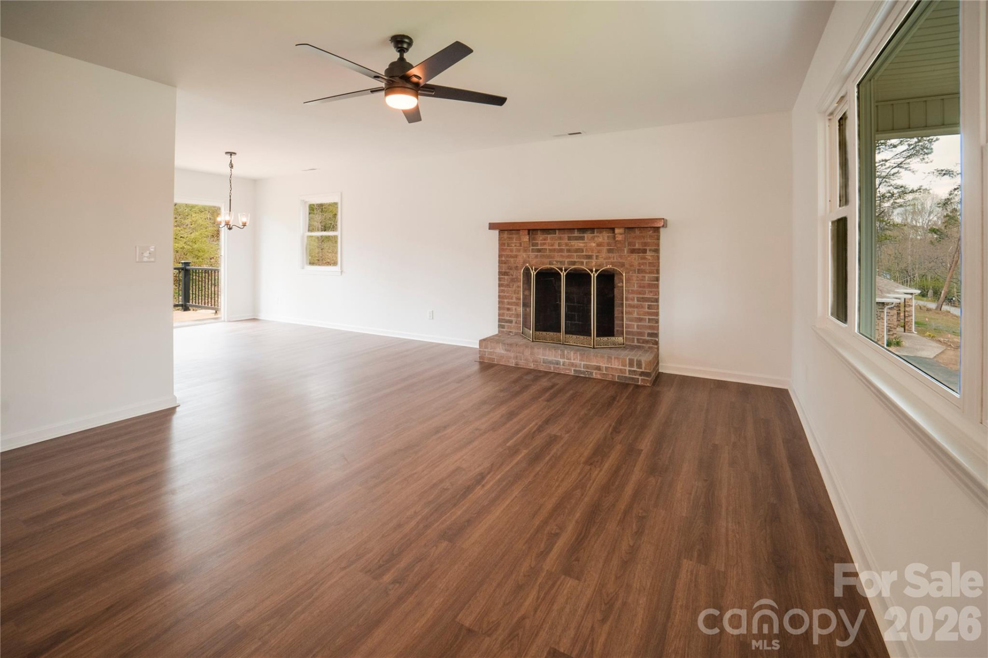 106 Shelly Drive - Photo 8