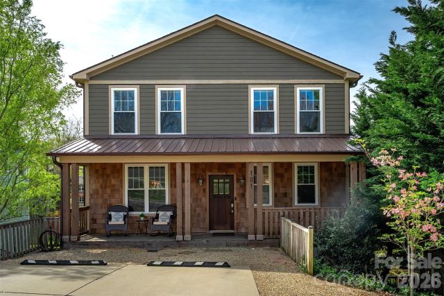 101 Courtland Avenue