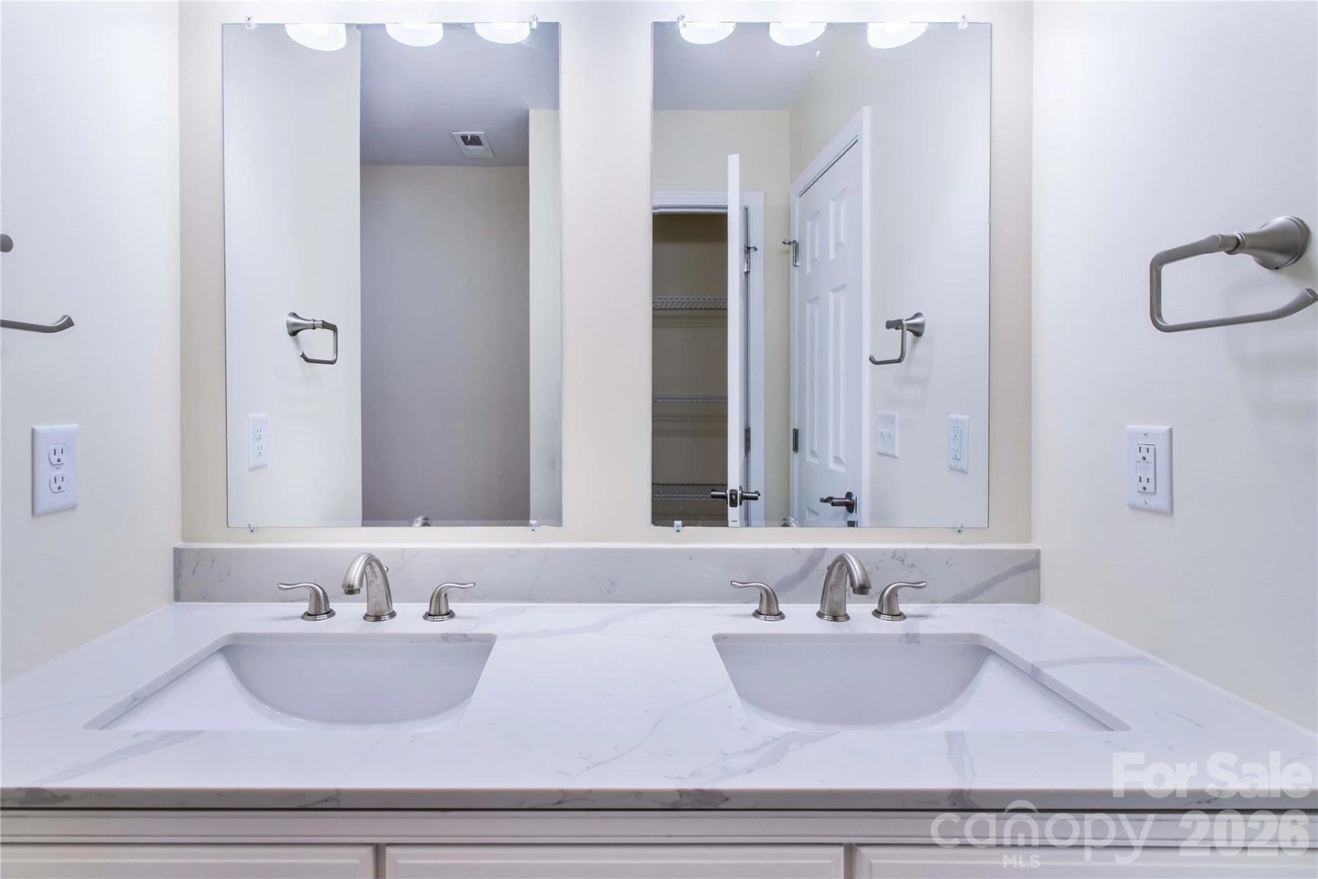 191 Patriot Place - Photo 15