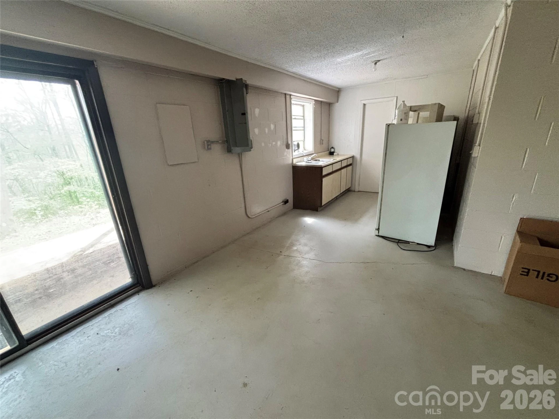 5172 US 70 Highway - Photo 10