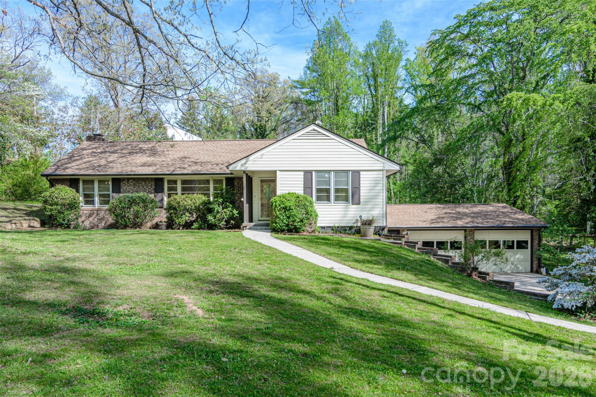 261 Cedar Lane - Photo 2