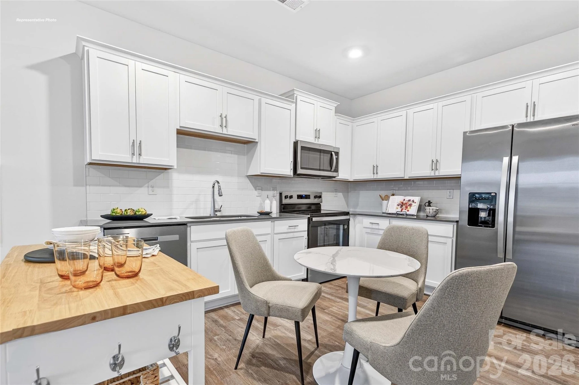 663 13th Avenue Drive - Photo 3