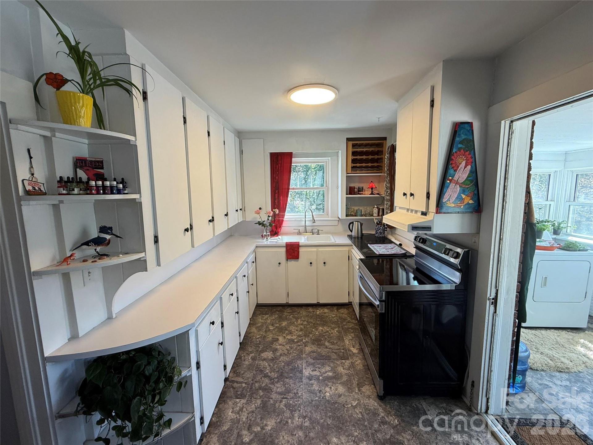 110 Lincoln Avenue - Photo 16